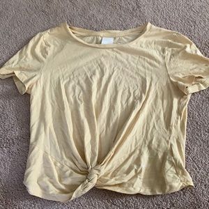 light yellow cropped h&m shirt with knot